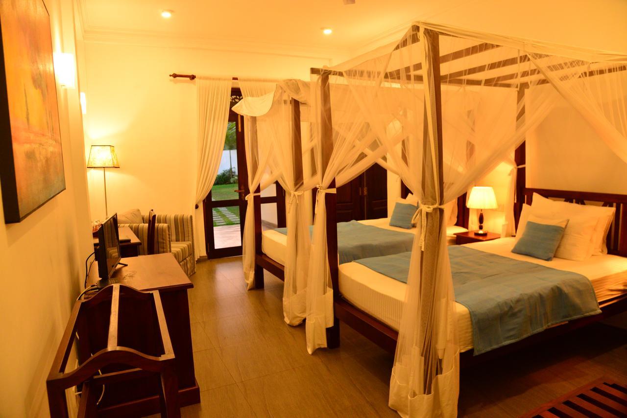 Boutique Villa Shanthi Hikkaduwa Exterior photo