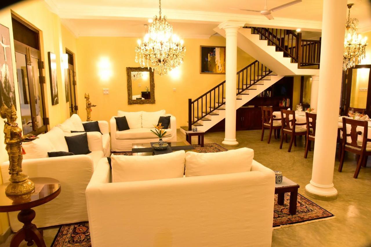 Boutique Villa Shanthi Hikkaduwa Exterior photo